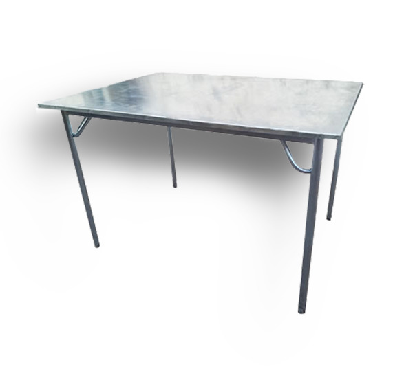 Mesa de Trabajo con Estructura de Acero Galvanizado